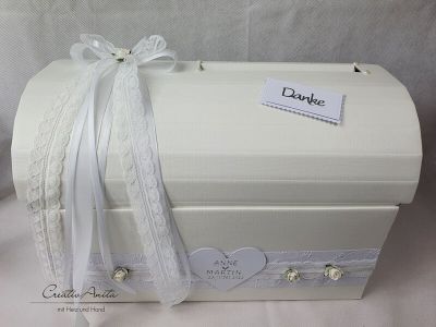 Briefbox - Geschenktruhe - Edle Röschen in Weiß
